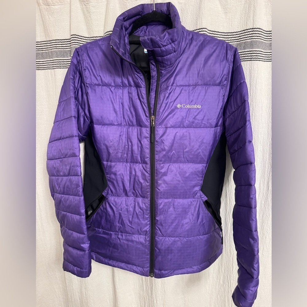 Columbia Women's Vibrant Purple Puffer Jacket